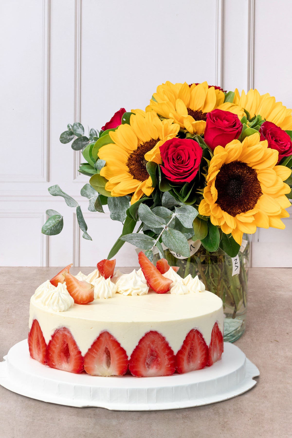 Sunset - with Strawberry Cake