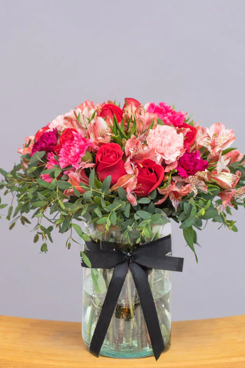 Enamorados / Rosa Roja y Astromelia Rosa SALTILLO