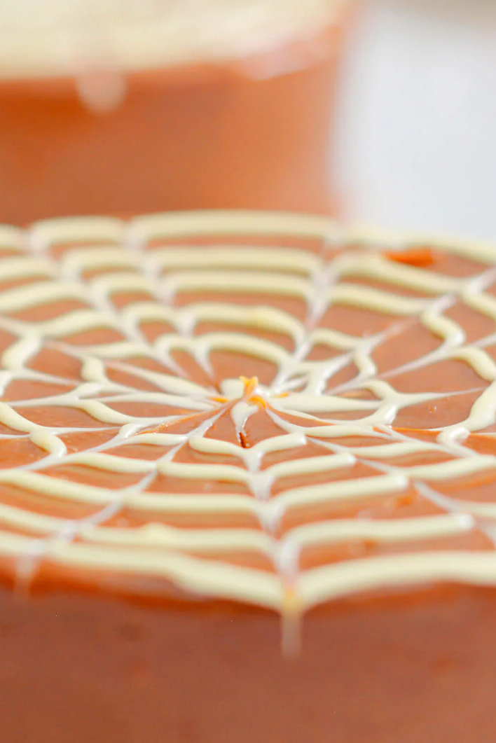 Capricho Cake - Large 16 Slices