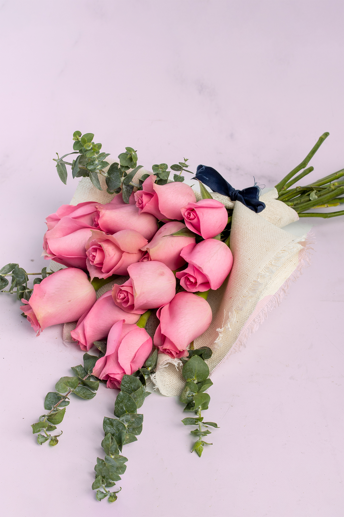 Ramo 12 Rosas Rosas - Envoltura Yute TGZ