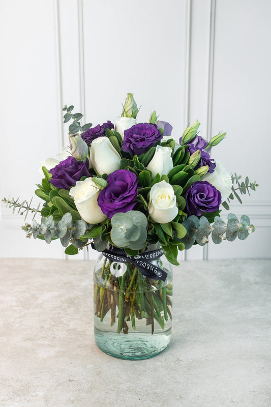 Claro de Luna - Rosa Blanca y Lisianthus Morado TGZ