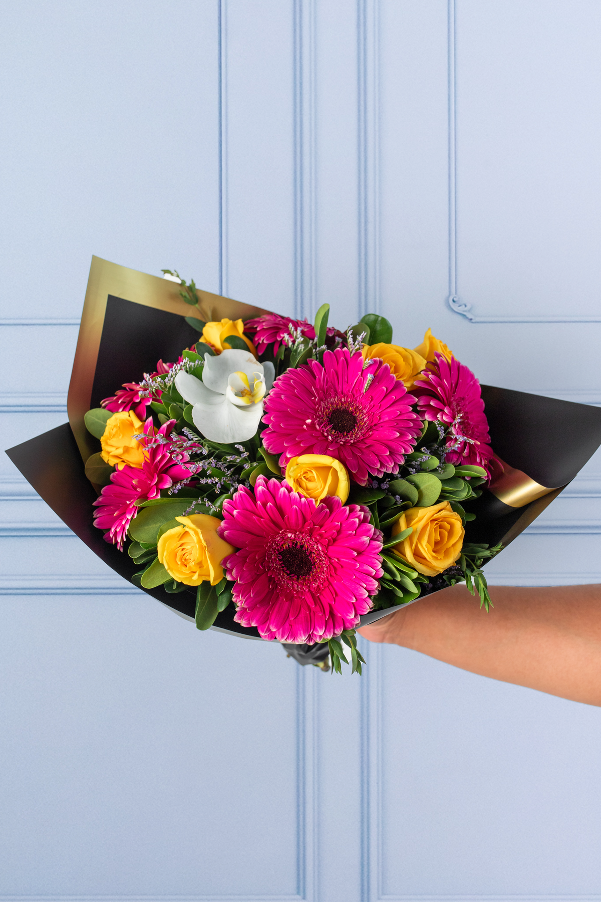 Instantes - Gerbera, Rosa Amarilla y Orquídea Blanca Atizapán