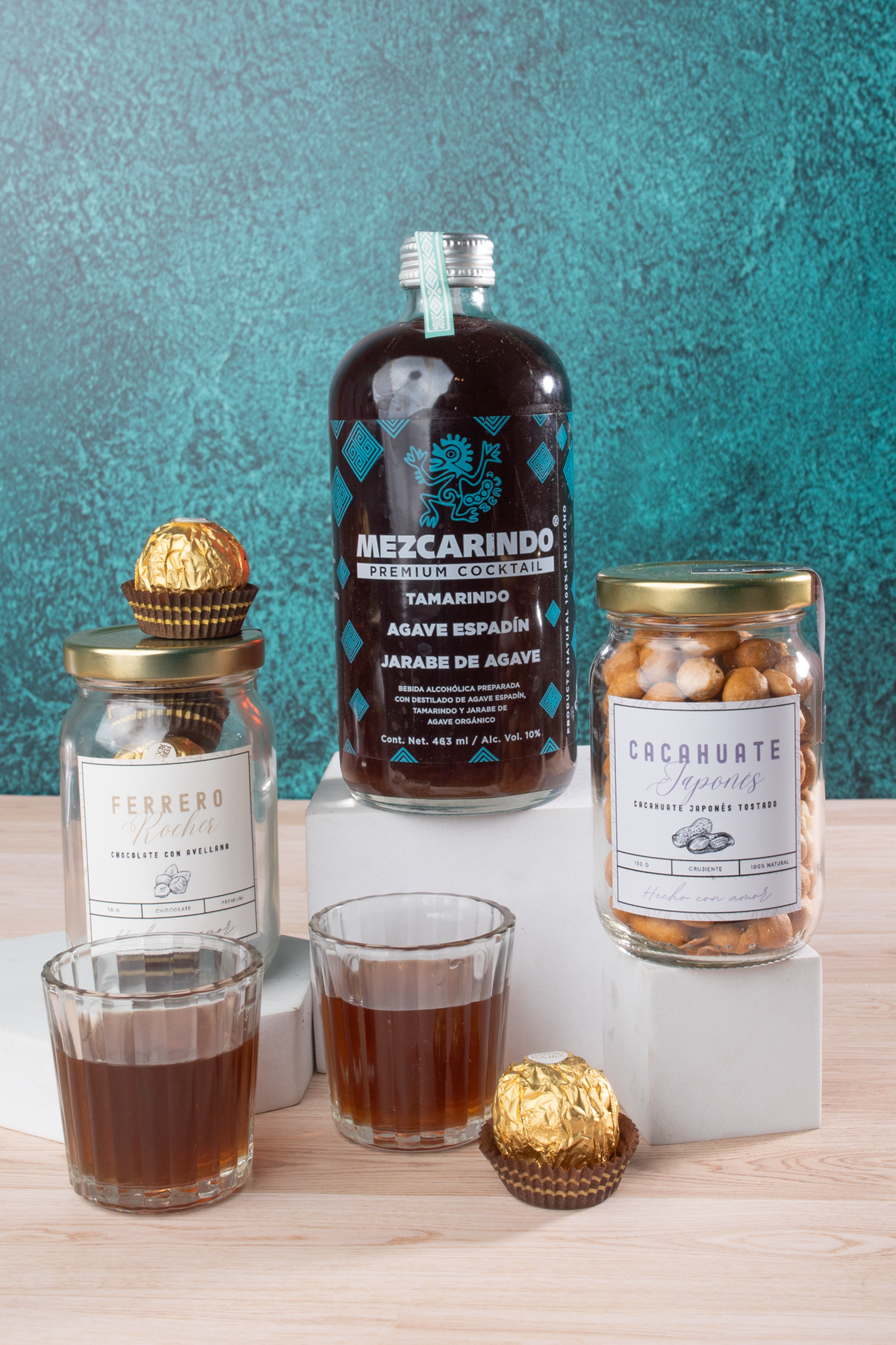 Mezcarindo Kit - Mezcal, Chocolates, Peanuts and Succulent