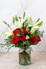 Carmín - Rosas Rojas y Lilium Blanca CDMX Sur