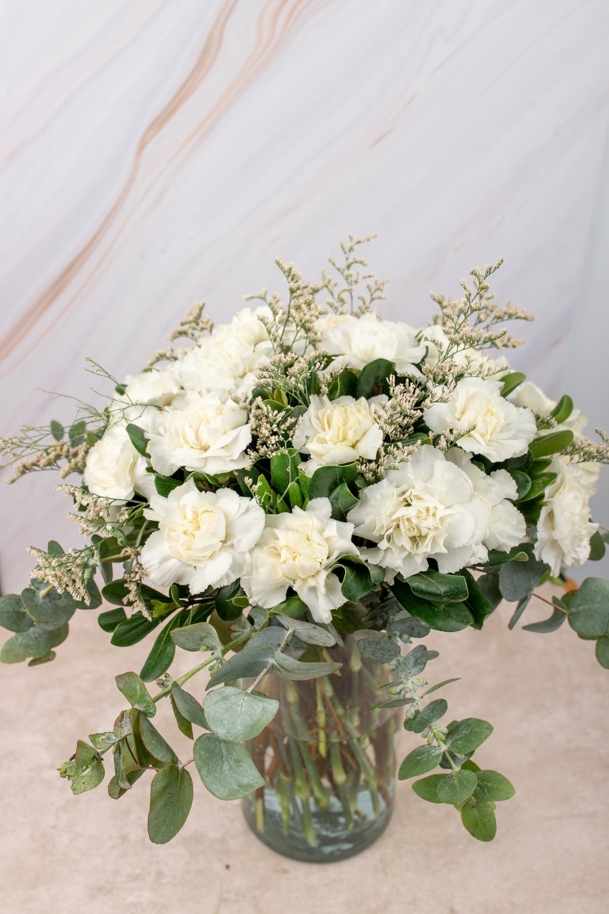 Rivera / White Carnation
