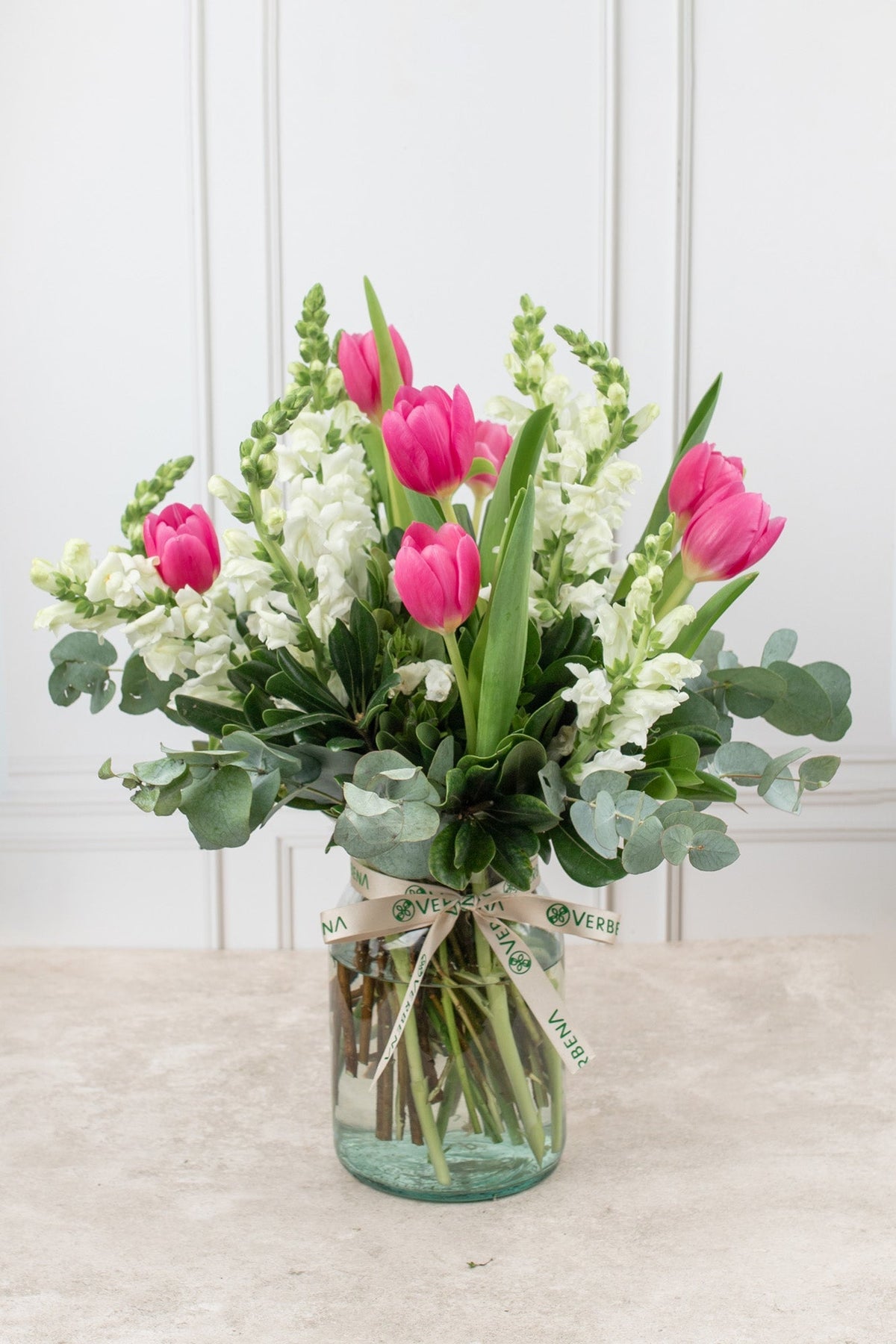 Winds of Holland / Tulip and Little White Dog