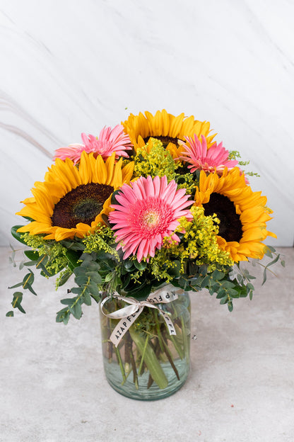 Por Siempre / Girasoles y Gerbera Rosa SALTILLO