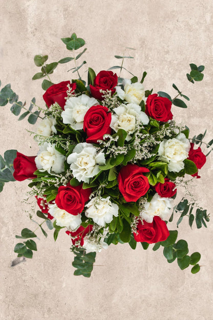 Small but Spicy // Red Rose and Carnation